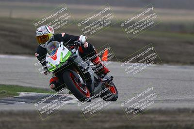 media/Nov-29-2025-TrackDaz (Sat) [[10ae2d9bce]]/B Group/Session 3 (Outside Grapevine)/